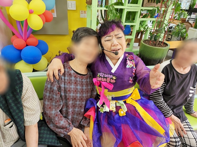 어버이날 행사 [각설이 공연]